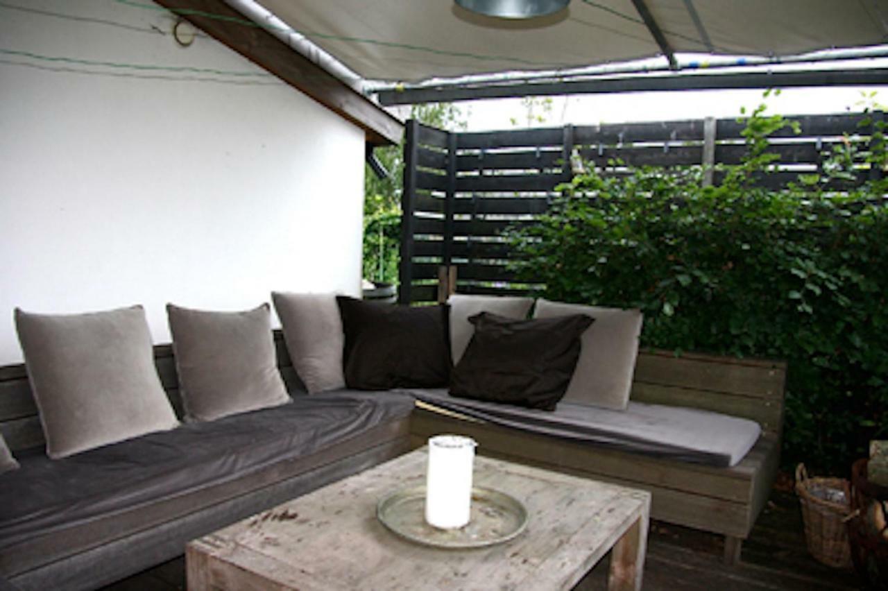 Garden House, Private Studio Apartment With Wifi And Free Parking For 1 Car Weesp Exterior photo